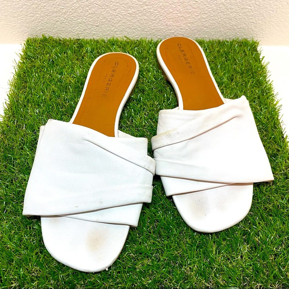 CLERGERIE PARIS WHITE SLIP ON LEATHER FLAT SANDALS